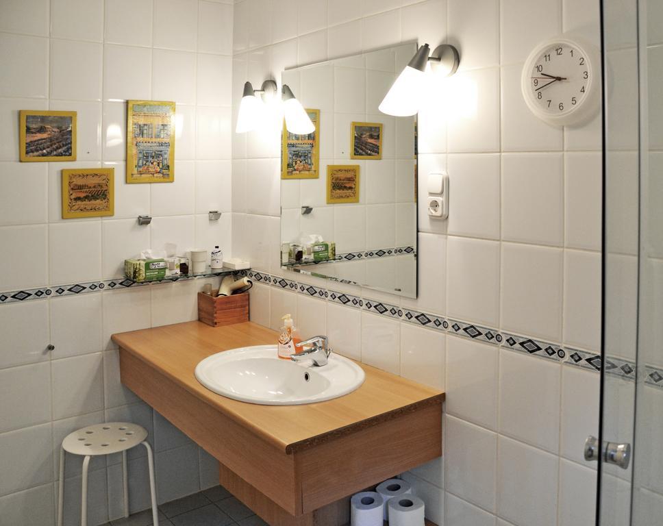 Anna Apartment บูดาโอร์ช ภายนอก รูปภาพ