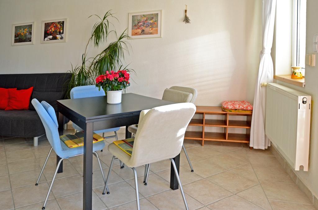 Anna Apartment บูดาโอร์ช ภายนอก รูปภาพ